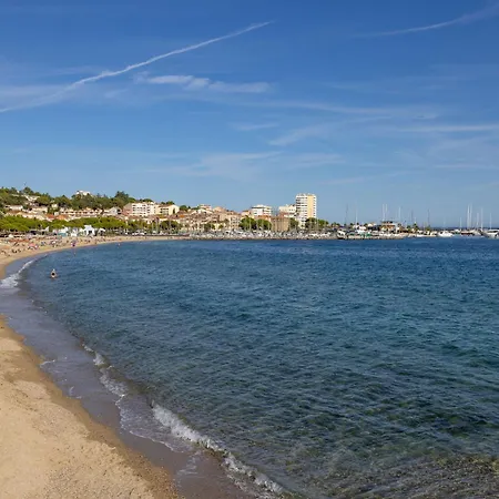 Les Pins Ensoleilles.7 Apartment